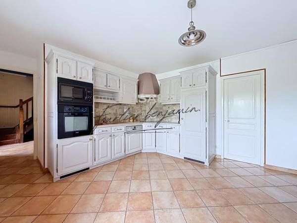 Maison de charme 6 pièces avec jardin et dépendances