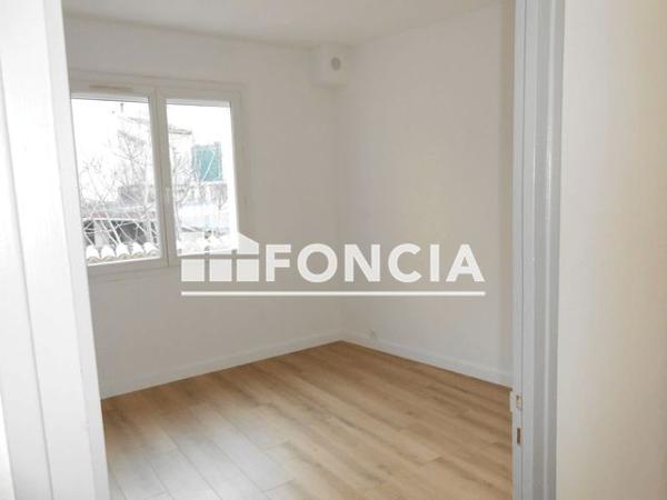 Location Maison 5 pièces 103 m² - 15 RUE GARIBALDI Bagnols Sur Ceze 30200