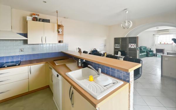 Maison à vendre    7 pièces •  Sérignan