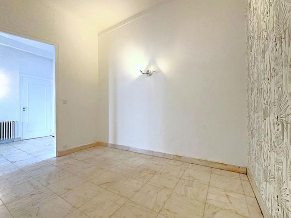 Appartement 4 pièces de 107m² Place Rouget de l'Isle