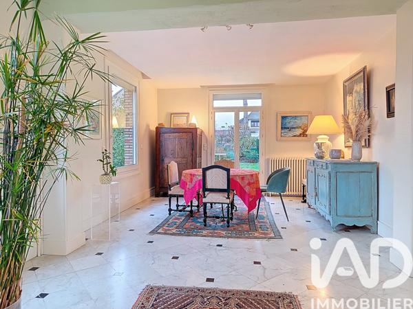 Maison à vendre 6 pièces 187 m² Mont-Saint-Aignan