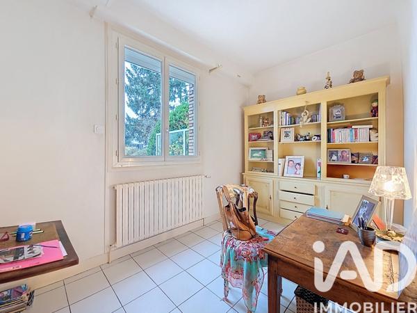 Maison à vendre 6 pièces 187 m² Mont-Saint-Aignan
