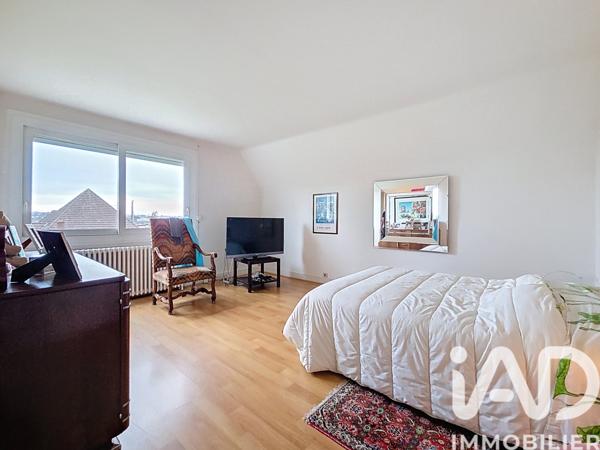 Maison à vendre 6 pièces 187 m² Mont-Saint-Aignan