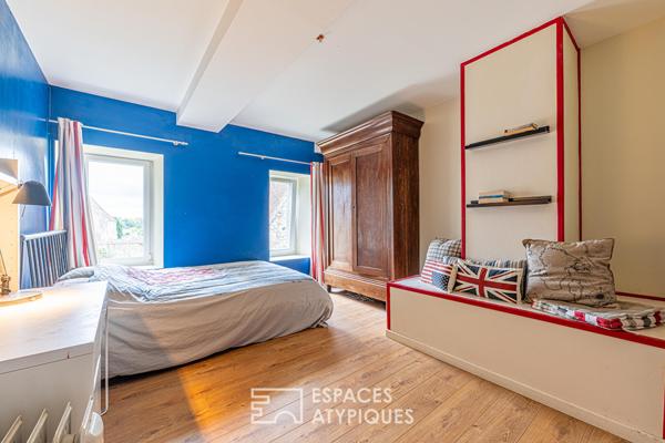 Maison en pierre rénovée avec dépendance