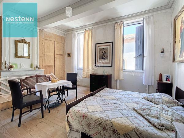 A vendre maison de village de 190m² habitable, cours, jardin, garage, 10 min de Nailloux