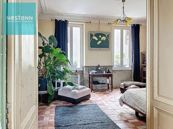 A vendre maison de village de 190m² habitable, cours, jardin, garage, 10 min de Nailloux