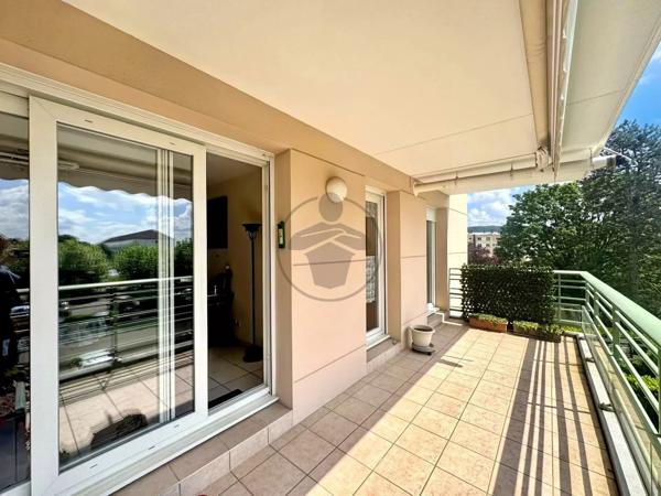 Vente                                                      Appartement
                        
                     2 pièces                      47 m2                     à Besançon