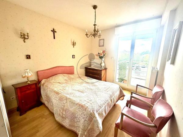 Vente                                                      Appartement
                        
                     2 pièces                      47 m2                     à Besançon