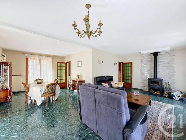 Maison à vendre  6 pièces - 127,89 m 2   FONTAINEBLEAU  - 77