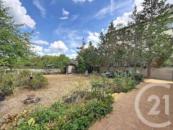 Maison à vendre  6 pièces - 127,89 m 2   FONTAINEBLEAU  - 77