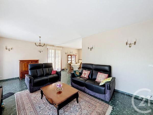 Maison à vendre  6 pièces - 127,89 m 2   FONTAINEBLEAU  - 77