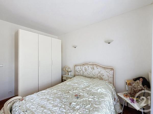 Maison à vendre  6 pièces - 127,89 m 2   FONTAINEBLEAU  - 77