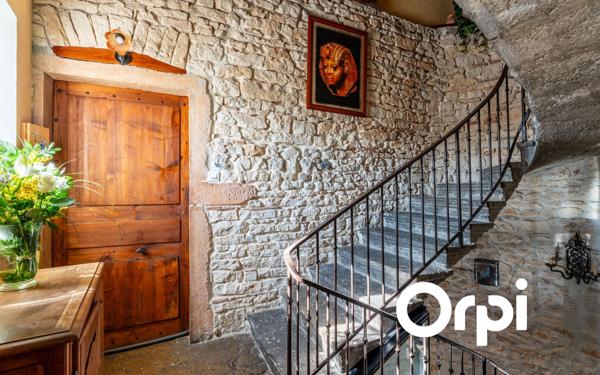 Appartement à vendre    5 pièces • 130 m2 Chazay-d'Azergues