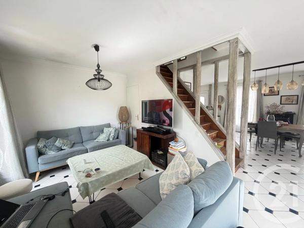 Maison à vendre  5 pièces - 107,28 m 2   BEZONS  - 95