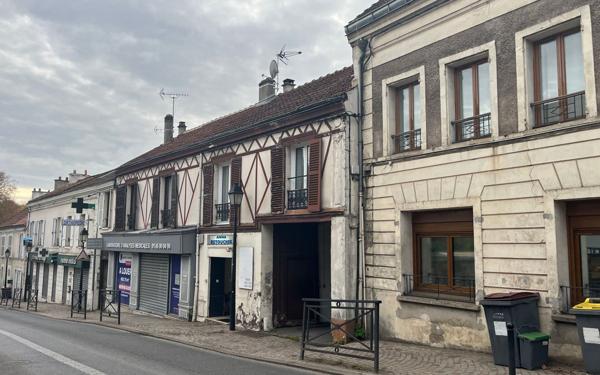 Appartement à vendre    1 pièce •  La Queue-en-Brie