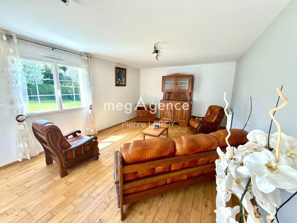 Maison à Segré-en-Anjou Bleu, 49520 - 5 pièces 121m²