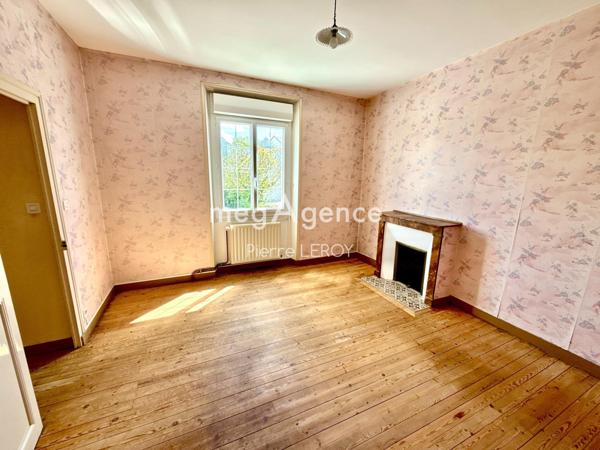 Maison à Segré-en-Anjou Bleu, 49520 - 5 pièces 121m²