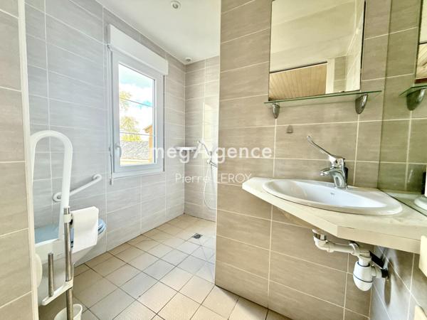 Maison à Segré-en-Anjou Bleu, 49520 - 5 pièces 121m²