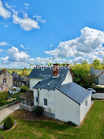 Maison à Segré-en-Anjou Bleu, 49520 - 5 pièces 121m²