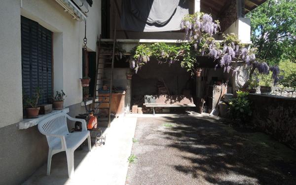 Maison à vendre    5 pièces •  Songieu