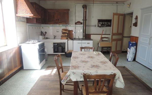 Maison à vendre    5 pièces •  Songieu