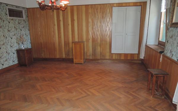 Maison à vendre    5 pièces •  Songieu