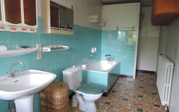 Maison à vendre    5 pièces •  Songieu