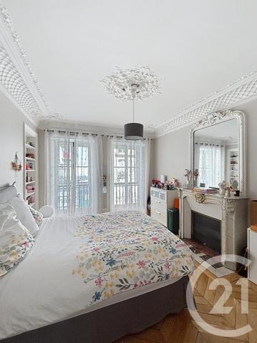 Appartement à vendre  2 pièces - 70,09 m 2   PARIS  - 75005