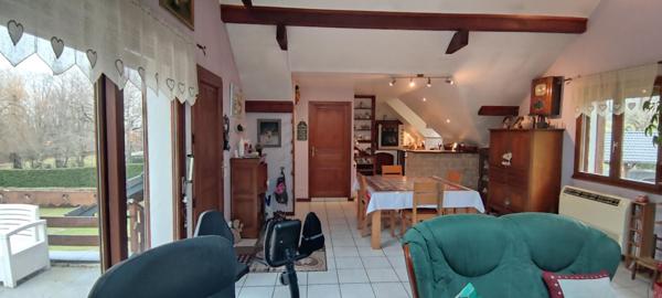 Maison Pers Jussy 9 pièce(s) 256 m2