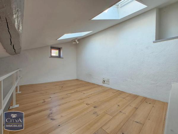 Maison à louer 2 pièces 24.74m²