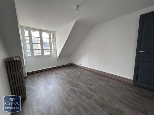 Appartement à louer 4 pièces 77.26m² Tours (37000)