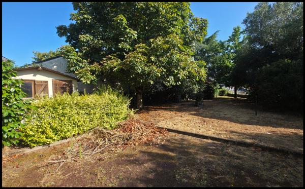 Maison en plein centre de Donges, grand terrain, 3 chambres, sous-sol
