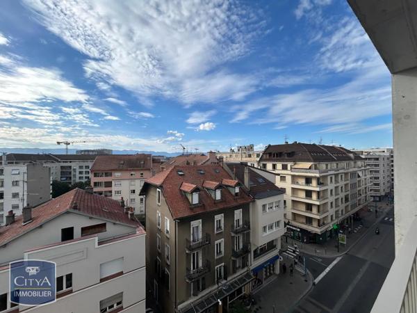 Appartement à louer 3 pièces 69.2m² Annemasse (74100)