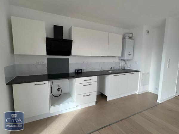 Appartement à louer 3 pièces 69.2m² Annemasse (74100)