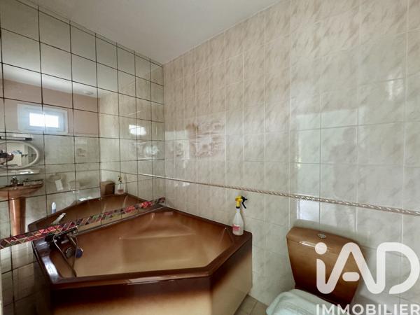 Maison à vendre 6 pièces 140 m² Boutiers-Saint-Trojan