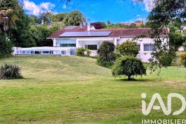 Maison à vendre 6 pièces 140 m² Boutiers-Saint-Trojan