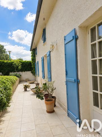 Maison à vendre 6 pièces 160 m² Aiffres