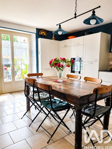 Maison à vendre 6 pièces 160 m² Aiffres