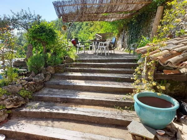 Ensemble immobilier en plein centre de Forcalquier