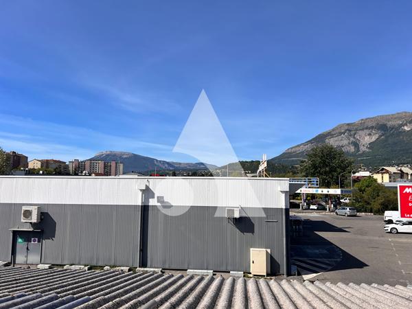 Bureaux 6 pièces 169.02 m2