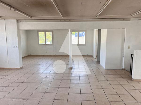 Bureaux 6 pièces 169.02 m2