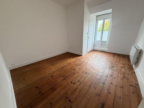 Maison à louer 570 € CC Aigurande 4 p 76 m² DPE E