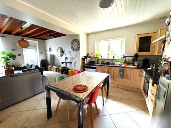 Maison chaleureuse de 118m², 3 ch + bureau