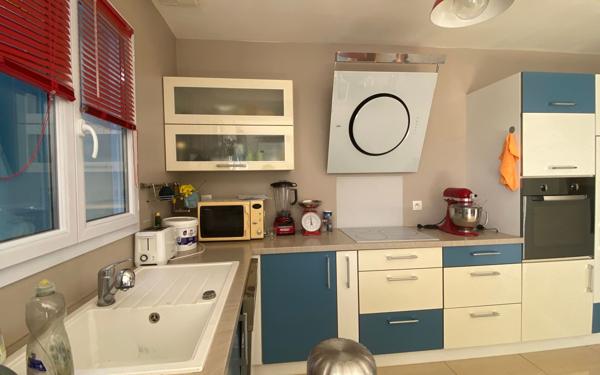 Maison à vendre    4 pièces •  Clavette