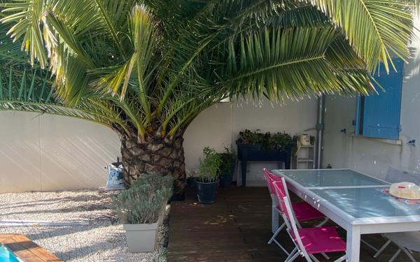 Maison à vendre    4 pièces •  Clavette