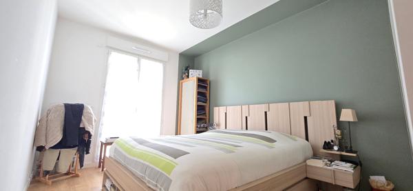 VELIZY Quartier EUROPE : Bel appartement récent T3 en Rez-de -jardin 61m² avec double parking + cave