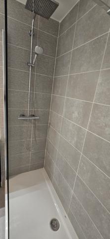 VELIZY Quartier EUROPE : Bel appartement récent T3 en Rez-de -jardin 61m² avec double parking + cave