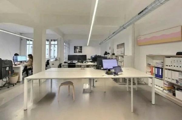 Bureaux à louer à PARIS 75010