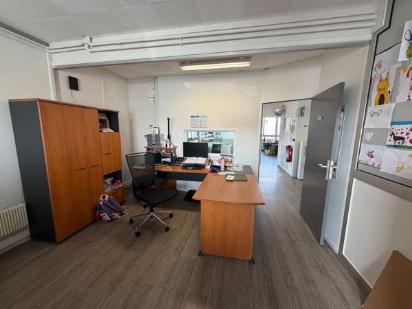 LOCATION - BUREAUX - 278 M2 - COMPIEGNE ZAC DE MERCIÈRES