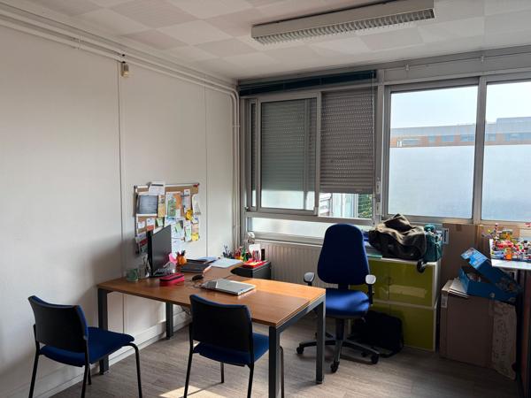 LOCATION - BUREAUX - 278 M2 - COMPIEGNE ZAC DE MERCIÈRES